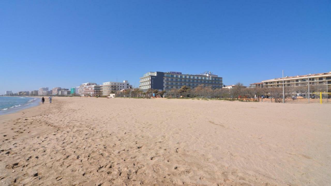 Roses Confort Beach Ev Milleni Ngoại thất bức ảnh